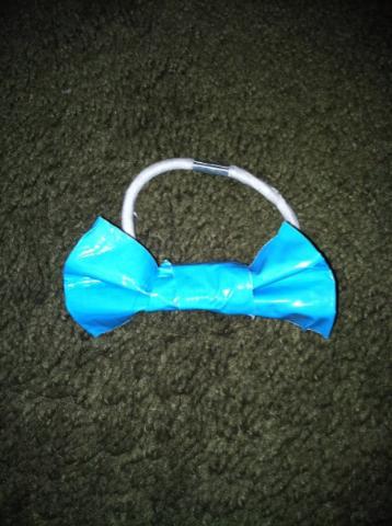 light blue hair tie bow..<3